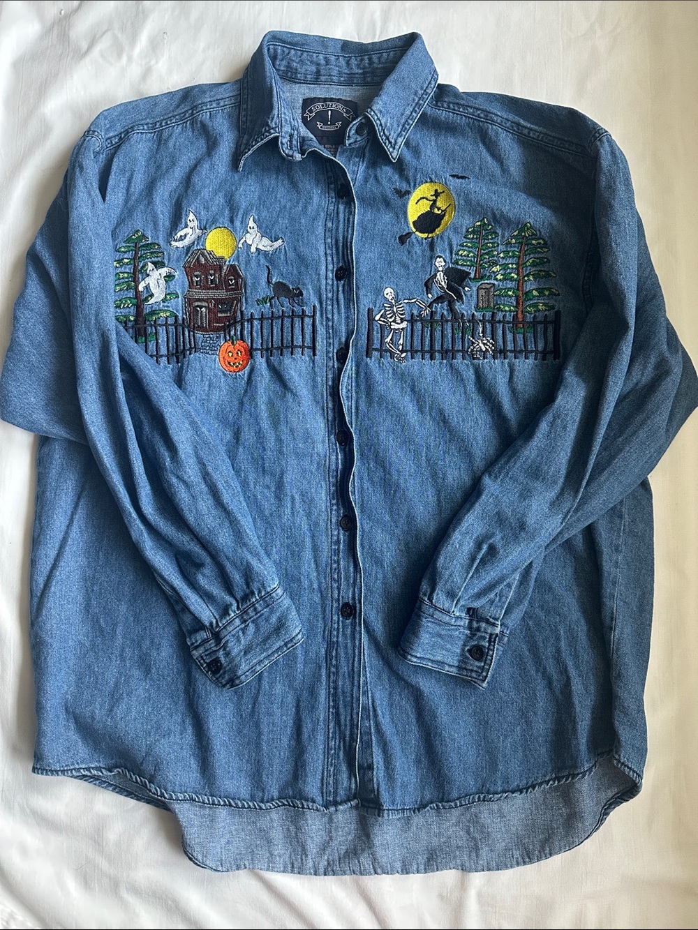 Denim Halloween Embroidered Button-Down 100% Cotton Vintage Shirt - Picture 14 of 15